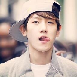 สวัสดีครับ ผมแบคฮยอนแห่ง exo-k ผมน่ารัก ผมมุ้งมิ้ง ชอบให้เรียก เบค่อนน *0*  ฟอลมาคุยกันนะครับ #ผมไม่กัดนะเออ! เบค่อนของเยลลี่ ♥ @yelly_bot444  [ 20/09/2013 ]  ♥