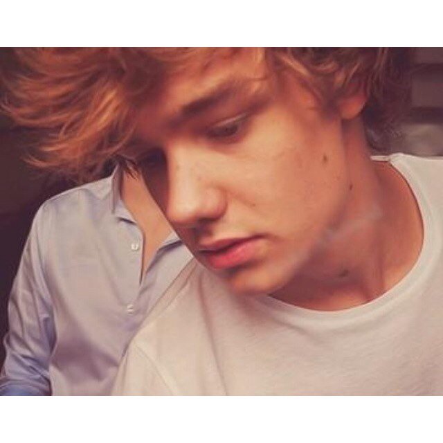 curly-haired liam is impossible to dislike :)