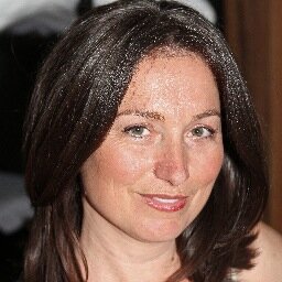 Complementary Therapist passionate about global health equality and social enterprise. Director @AlchemyWB, global adventurer, authentically living life.