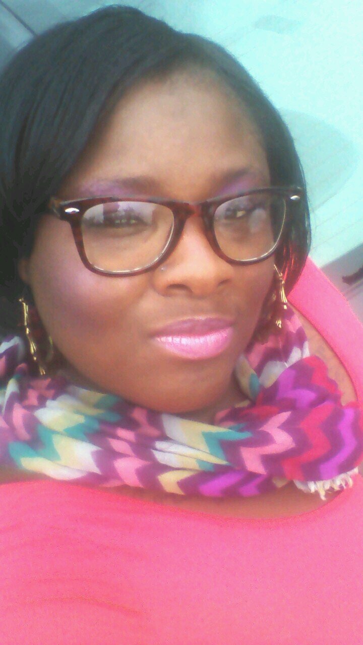 sassy with alot of class. Dnt entertain bullshit, very observant, silly, cocky, Loyal to my girlz. No kids with a college degree. Very tight circle