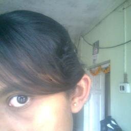 i love most of the b'wood actress but my fav is deepika padukone....i luv her..