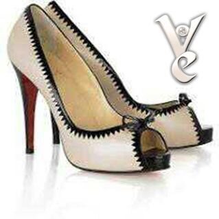 Life's too short not to be your own leading lady   :) #VOELady