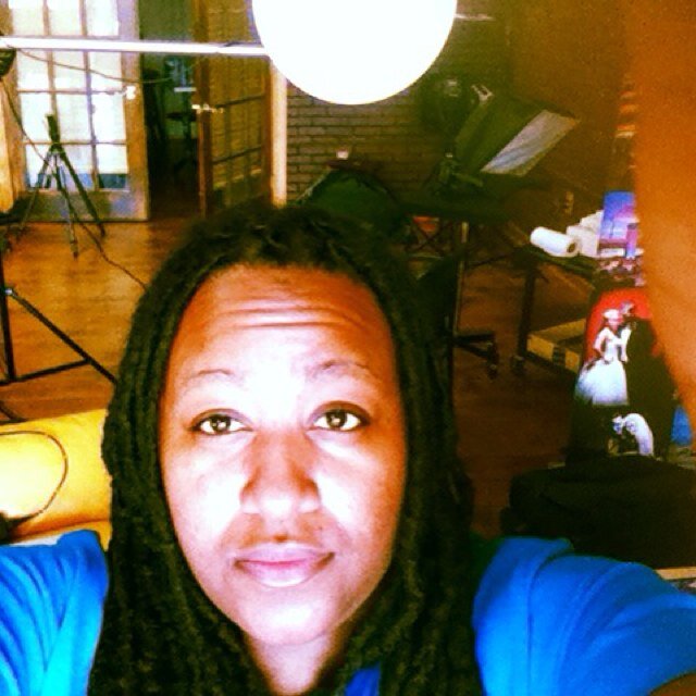 MNLProductionz's profile picture. Photographer/ Mentor/ Writer  Services include clubs, weddings, sports, etc.