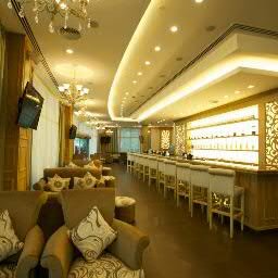 Our restaurant of Italian and Arabic cuisines offers Business Meetings, Presentation, Corporate Dining, Wedding and Birthday Celebration.