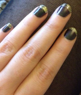 nailclubshoosh's profile picture. Nail club shoosh is a secret society of fabulous nail lovers, but don't tell anyone... Ok maybe just one. You can book me for glamorous nails on 07415381136 ❤