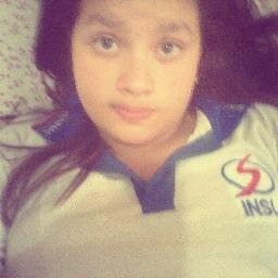 Solteira , Chata , sentimental :( , sonhadora , ROOOOOOOCK U.U  , , feia ,  blogueira ú-ú , Facebook: https://t.co/52JmXJ5pt2, :3 :)