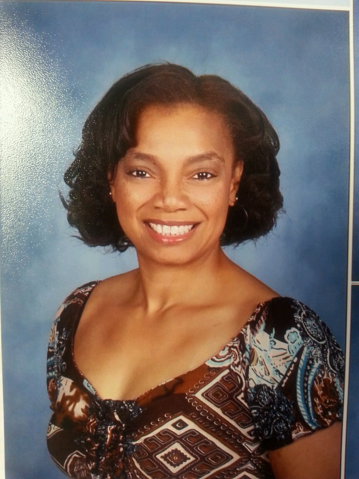 mae_emae's profile picture. Living Life to the Fullest!