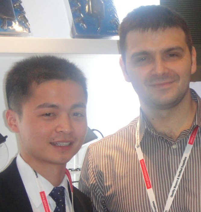 warren,work in daxpoo, http:// http://t.co/BanuKWbcll. Skype: warren-daxpoo ,as a foreign sale in shenzhen.Email: warren@daxpoo.com