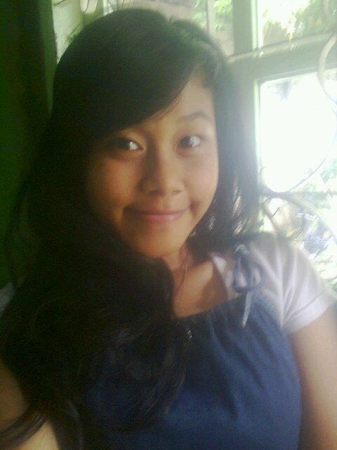 peaceequeen's profile picture. 