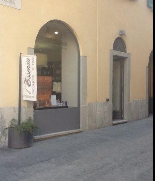 essenzavarese Profile Picture