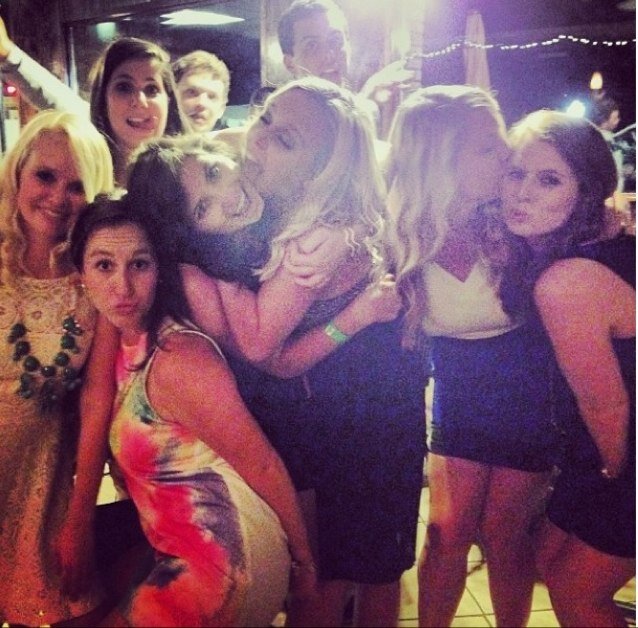 VT,♕ZTA,ΠΚΦ