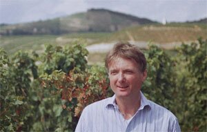 Since 1973 lover and writer on Rhone wines, longer than any other journalist, also a keen turfiste