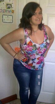 Just an ordinary girl ,living each day as it comes :) if yuu like me good :P if yuu don't have a nice life bro :)