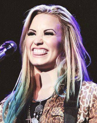 Demi Lovato's T-Shirts