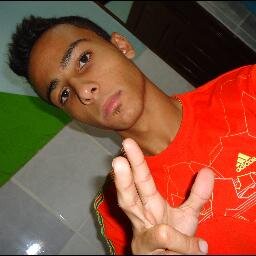 18 anos,taurino, são paulino, treziano, trabalho, Solteiro, Futebol é minha paixão!