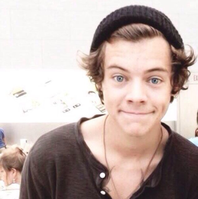 hey kids follow @harryjeez thanks ily