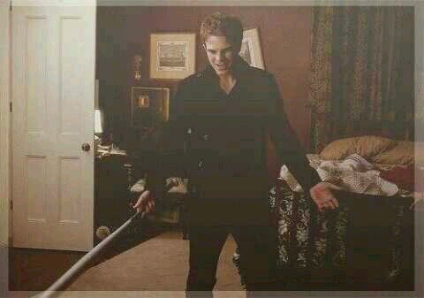 badasskolM's profile picture. i am kol mikaelson i am a vampier evil single \RP \