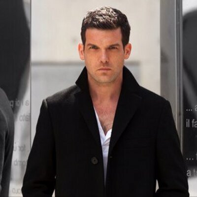 Adam Sinclair on Twitter: "We would have made great prom dates @Angie ...