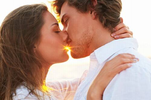 思わずキスしたくなる瞬間 くしゃって最高の笑顔で笑われたらとき 思わずキスしたくなる 恋愛 共感したらrt フォロー
