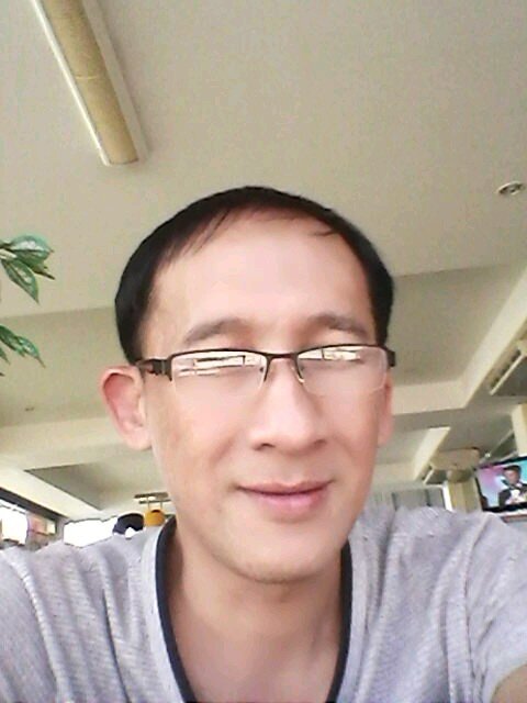 JulapatTa's profile picture. นักเปีนโน ร้องเพลงสากลได้ด้วย