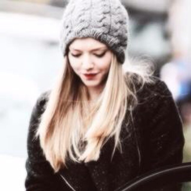 amanda seyfried || single || actor