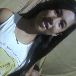 Somente, não mente. Sorria, só ria. Acalma, a alma. Respira,e não pira. E segue, em frente. - Clarice Falcão
