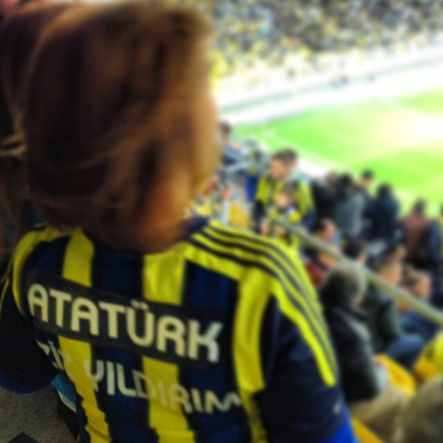 AySgLFB's profile picture. ATATURK ve FENERBAHCE asigi ozu sozu eylemi bir, egoya degil yurege itibar eder adalet hersey der bir de Depeche sever