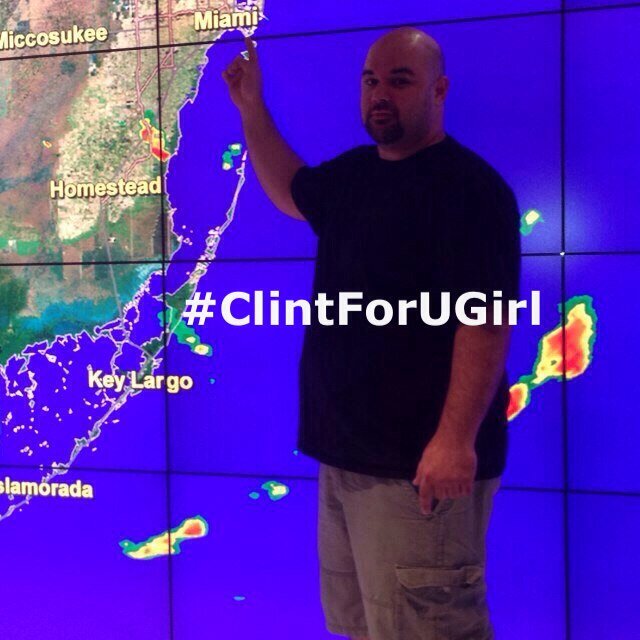 Twitter for @cpasalodos to be U girl! He deserves it a lot
