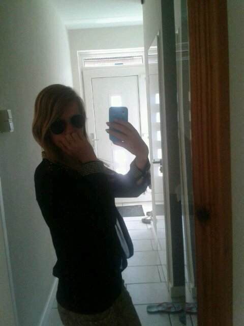 Arii je bent echt super lieff x Dylan. Je bent mn super lieve zusje x Justinn x. Ahhww super broertjes.. Sta altijd voor jullie klaar♥ instrument: mijn stem♥