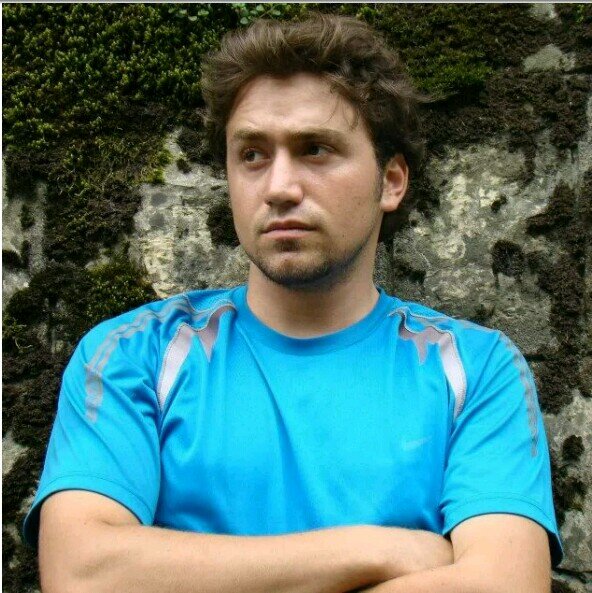 Designer. M.A. at art university of Tehran. 
Eco tour leader.
Tour designer.