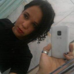 ElyaneAmory's profile picture. 