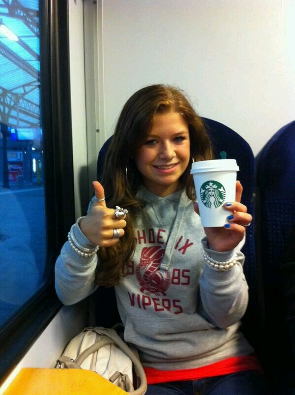 Volg altijd je hart .... Just kidding, volg mij gewoon ! ;)  || #Lauwerscollege , 4tc  || 15 jaar || Zuidhornn, ♥