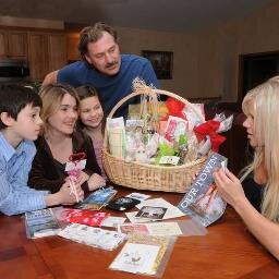 Introducing small businesses to new homeowners in the community with a welcoming gift package