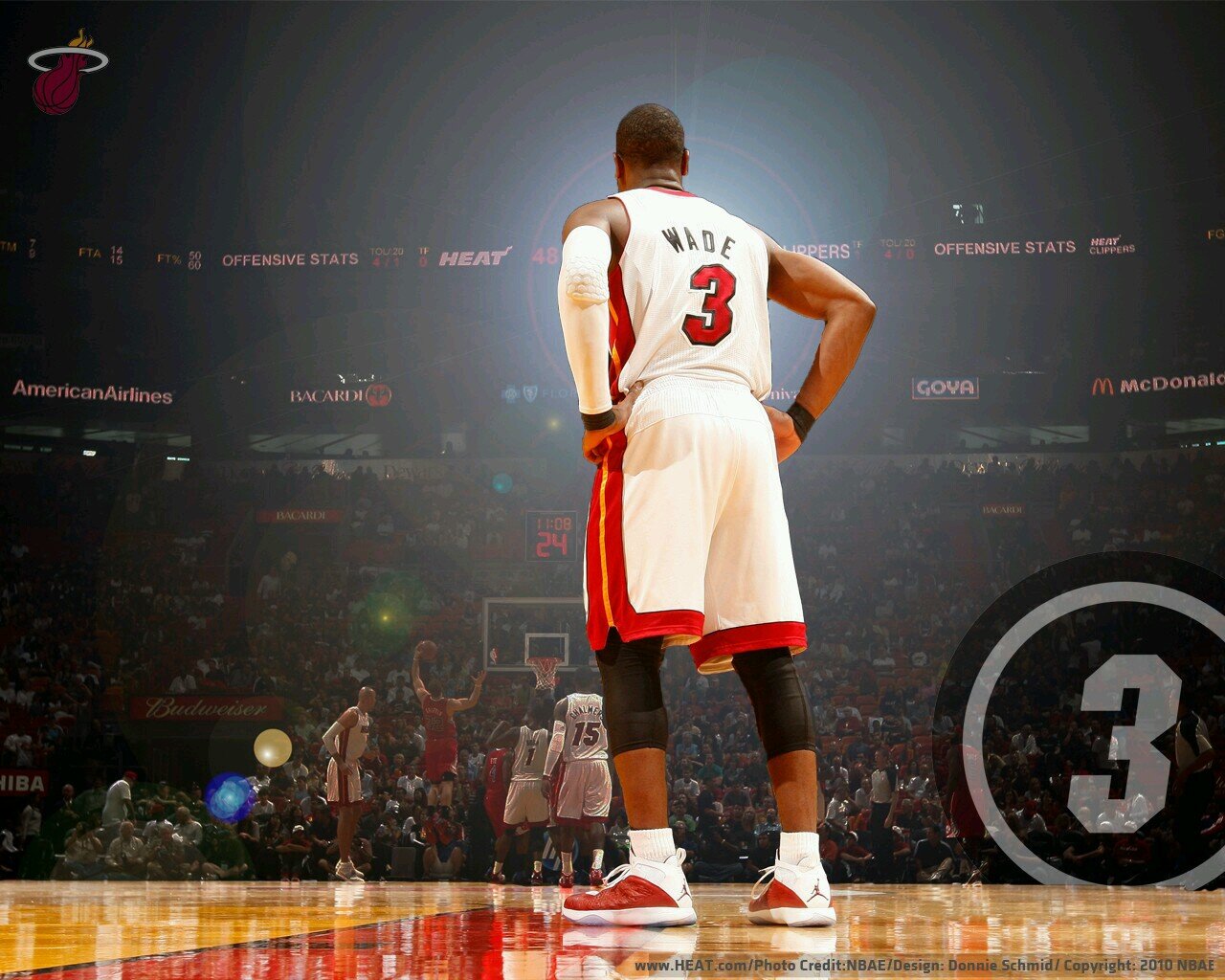 FlashWadeEsp's profile picture. Dwyane Wade Español, Flash, de Miami de siempre no como el LeBron ese. Eterno 3, casi mejor escolta de la historia. Durant no mola.