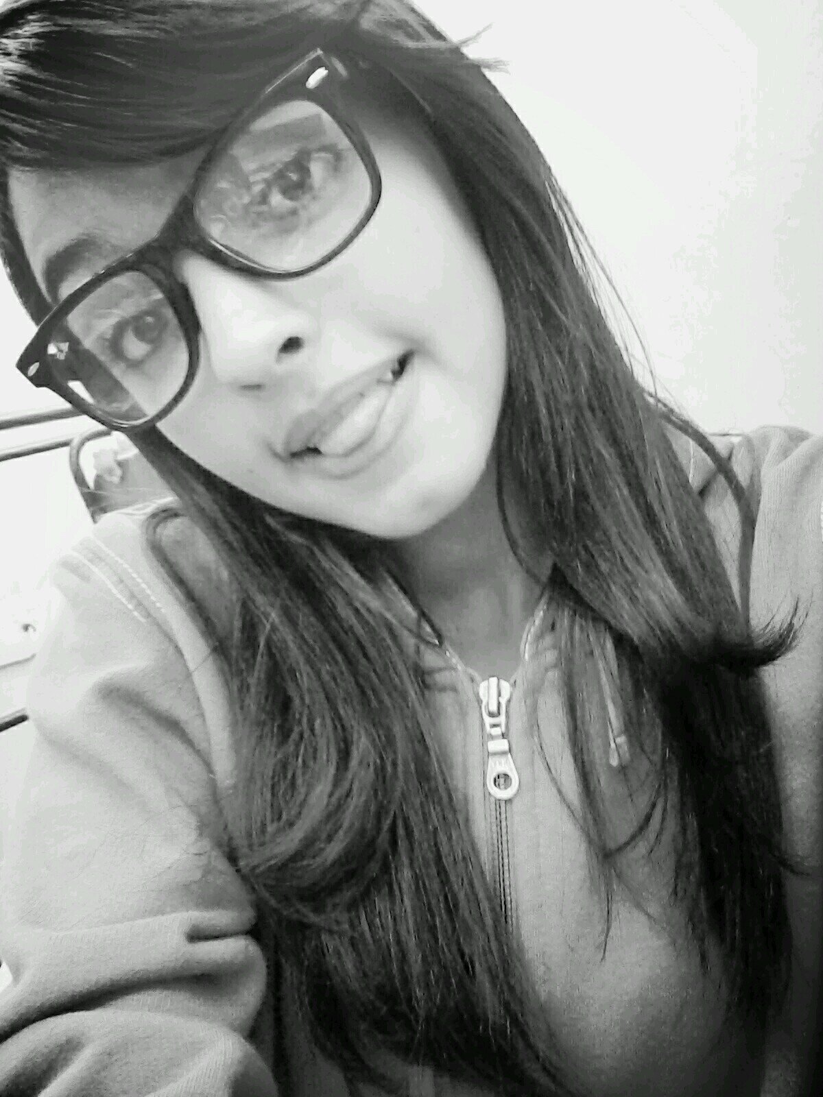 RafaelaSena8's profile picture. segueeee sigo de volto:3