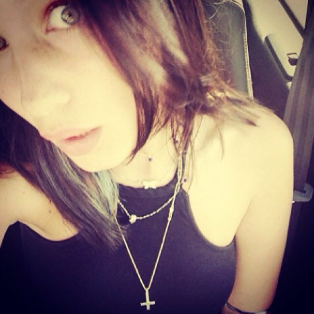 ellie_anonymous's profile picture. I'm a walrus. I just want to be skinny. HEIGHT: 4'11 CW: FAT UGW:90lbs (-49lbs)