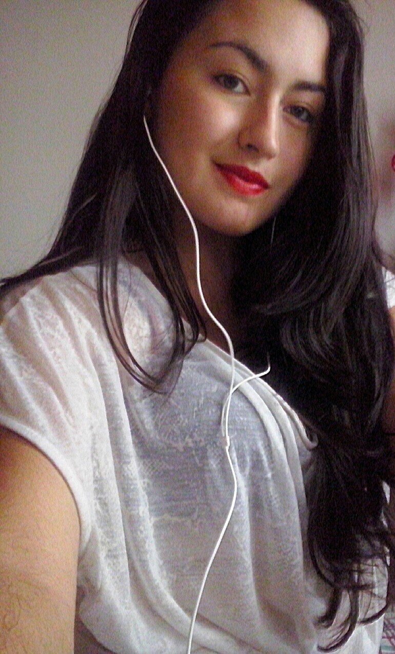 Pereira  /colombia 
 Armenia /Colombia
Estudiante de Ing.Industrial ♥