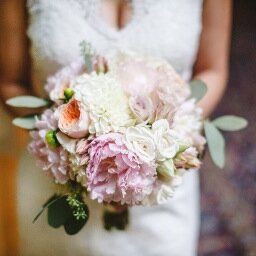 Modern, artistic wedding & portrait photography
