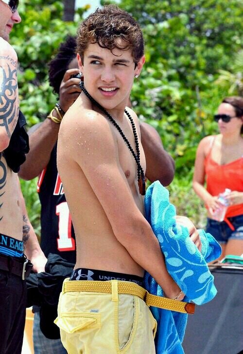 @austinmahone I love you FEEL BETTER SOON