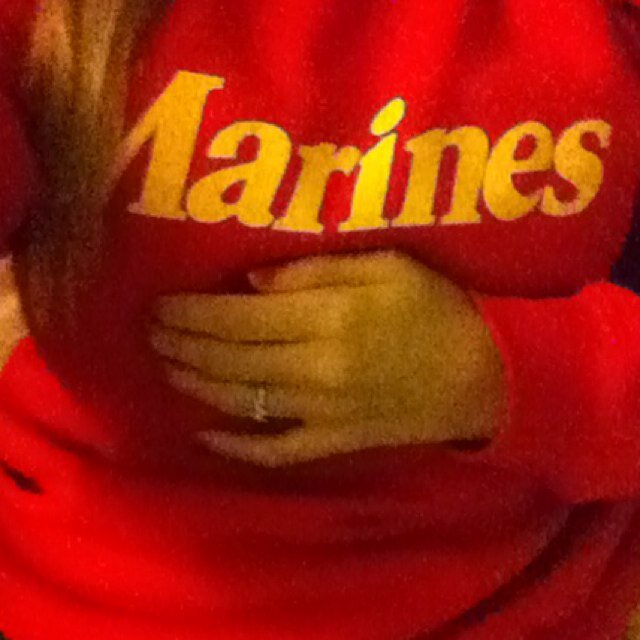 Marine fiancè❤️20. Avi is yours truly. Over 5,000 miles apart from my Marine.