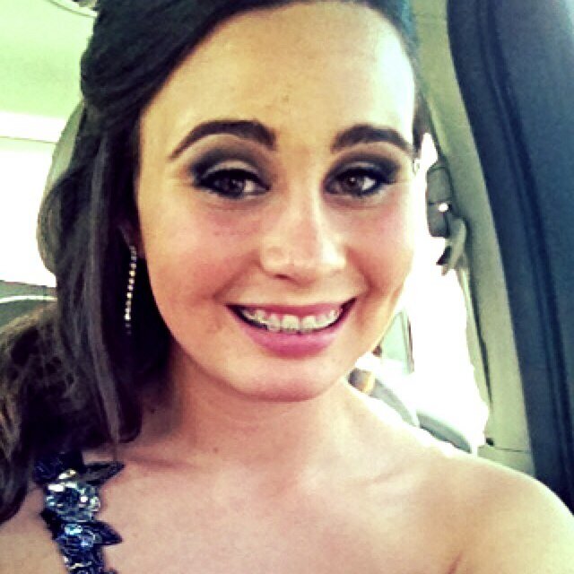 _crsamanie's profile picture. That's me. I'm the girl with big dreams and plans for the future