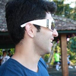 O segredo para mudar o destino é acreditar em si mesmo.