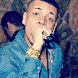 Sou fã de um Príncipe ♔
Jéssica - 18 anos - sagitariana