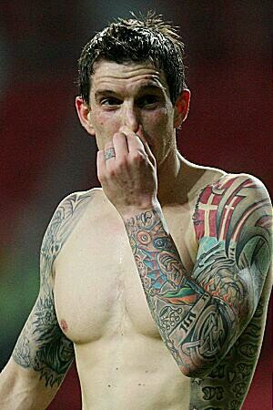 fans LIVERPOO F.C mau menang,kalah atau seri pun tetap kopites sejati  bukn karbitan dan slalu tersenyum mndengar cacian para haters