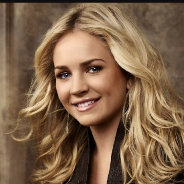 HI!! Im Melanie.. I dont have a last name. Anyway i LOVE volleyball!! And im 19 and yeahhhh byeee :3