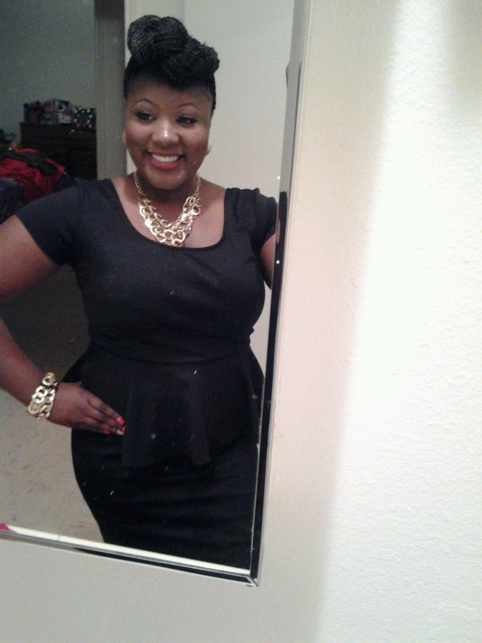 18.. #taken #senior #c/o2014 #FOLLOWMEH :) ♥♥♥♥