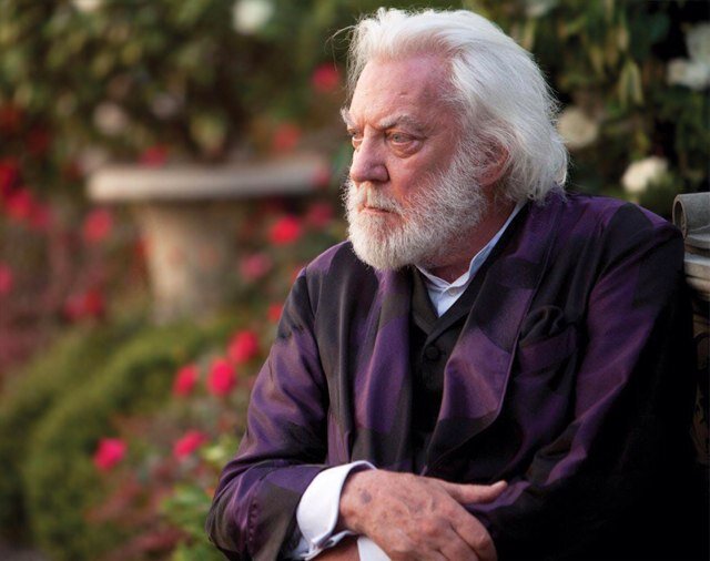 Presidente. Querido, amado y respetado. The Hunger Games. Panem. Capitolio.