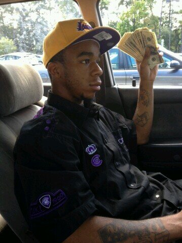 FUCK BITCHES GET MONEY DATS DA CLICK FOLLOW ME I FOLLOW BACK