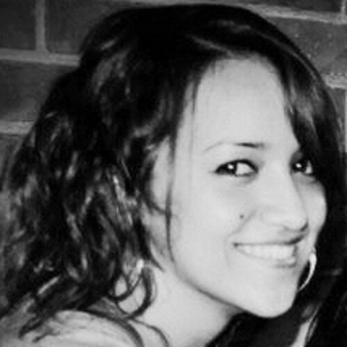 Linda.. Inteligente.. Espontanea.. Futura psicologa!! Folooow me!