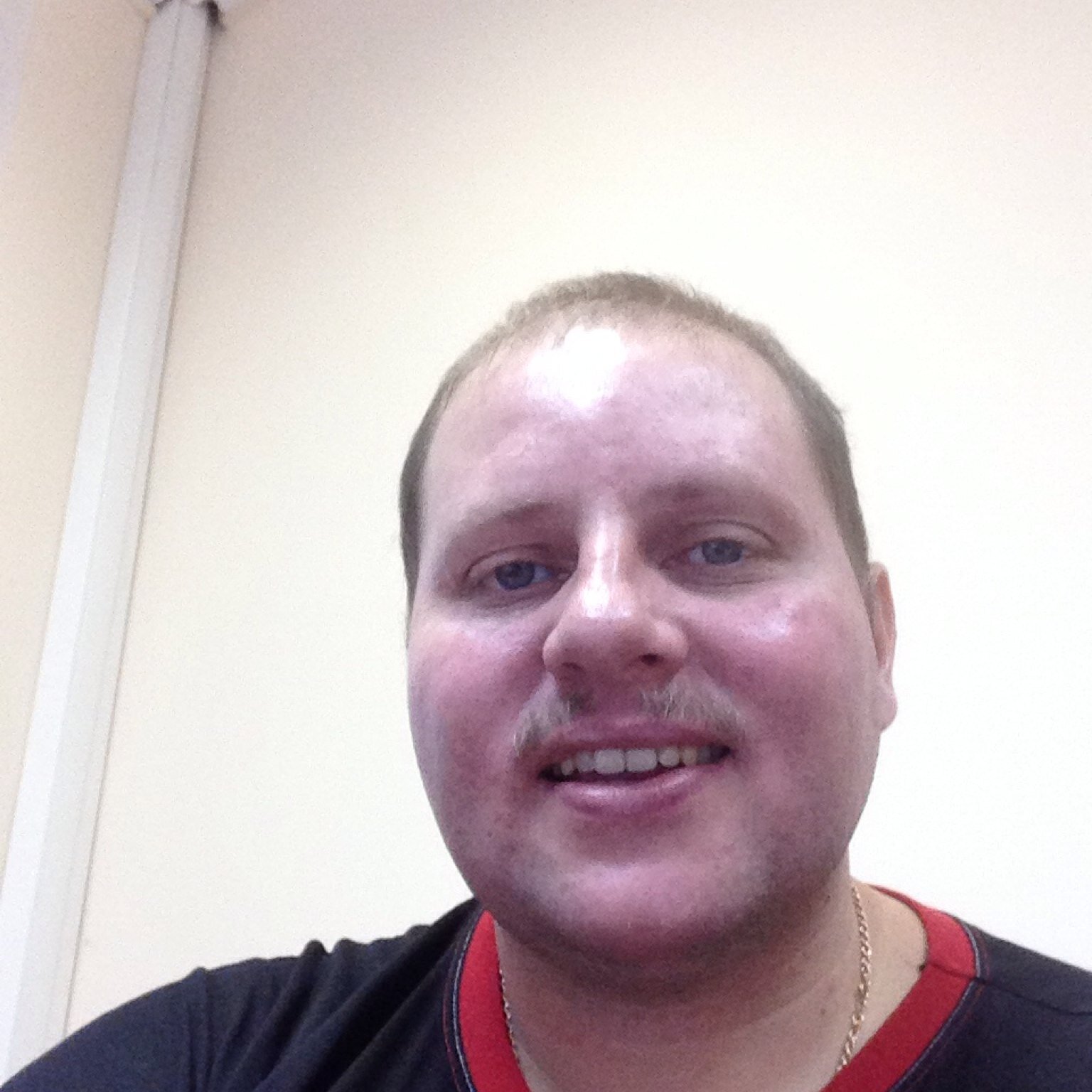 stics86's profile picture. 